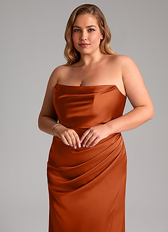 Azazie Leonis Robes de demoiselle d'honneur Robe Sirène Convertible en Satin extensible Plissée Orange Brûlée image11