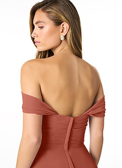 Azazie Kaitlynn Abiti da Damigella Abito Convertibile Impero in Chiffon Increspato Argilla image6
