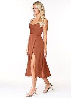 Azazie Elma Vente finale Robe Trapèze en Satin extensible Fente Latérale Rose De Cèdre image3