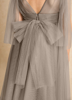 Azazie Dori Robe Demoiselle D'honneur Fillette Robe Trapèze en Tulle Rayé Taupe image7