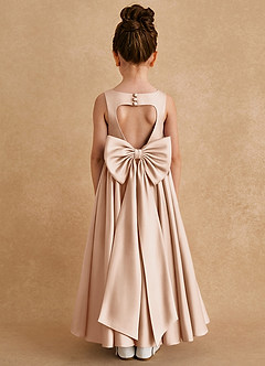 Azazie Bettie Blumenmädchenkleider A-Linie Schleifen Matte Satin Kleid Englisches Rosa image1