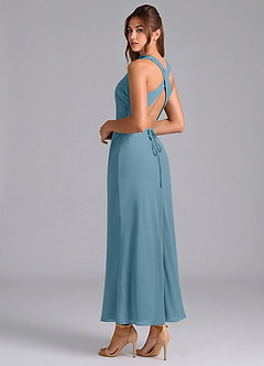 Azazie Evadne Vestidos de damas de honor Vestido de Bermudas de Gasa de Corte Recto con Plisado image2