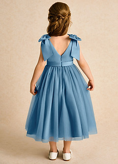 Azazie Serene Abiti da Ragazza di Fiori Abito Principessa in Raso Opaco Fiocco Blu Acciaio image6
