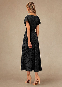Azazie Vera vestidos de madre de la novia Vestido de Negro de Devorado Floral de Corte En A con Plisado image3