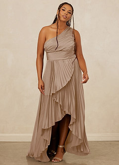Christian Siriano Bridal for Azazie 1008 Robes de demoiselle d'honneur Robe Trapèze en Satin extensible Ue épaule Taupe image9