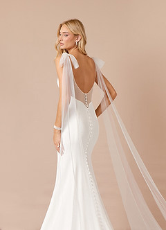 Azazie Sharen Robes de mariée Robe Sirène en Crêpe Élastique Blanc De Diamant image6