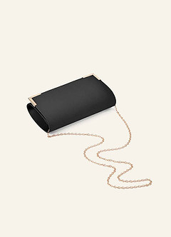 front Conjunto de sandalias de tacón cuadrado de satén mate y clutch tipo sobre a juego