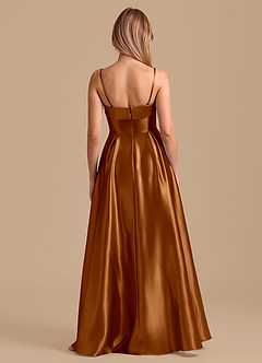 Azazie Lucienne 신부 들러리 드레스 A라인 주름진 메탈릭 새틴 바닥 길이 드레스 image2