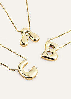 Collar con colgante de letra burbuja