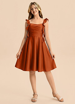 Azazie Kira Junior Vestido de Naranja Quemada de Satén Elástico de Corte en A con Volante image6