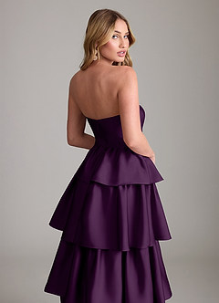 Azazie Faye Vestidos de damas de honor Vestido de Uva de Satén Elástico de Corte en A con Volante image6