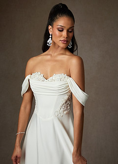 Azazie Ganelle Vestidos de novia Vestido de Diamante Blanco de Satén con cara trasera de crepé de Corte en A con Escote de Corazón image2