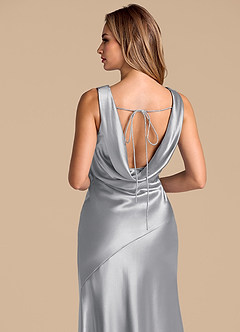 Azazie Rylina 신부 들러리 드레스 인어 메탈릭 새틴 바닥 길이 드레스 image2