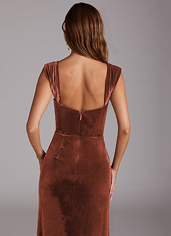 Azazie Junia Robes de demoiselle d'honneur Robe Fourreau Convertible en velours Épaule décolletée Terracotta image2