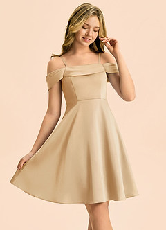 Azazie Anselie Junior Robe Trapèze en Satin extensible Épaules dénudées Or image1
