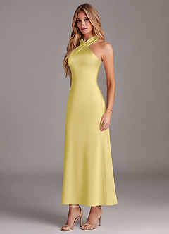 Azazie Doretta Robes de demoiselle d'honneur Robe Sirène en Satin extensible Plissée Canari image4