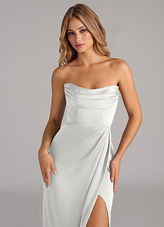 Azazie Johana Robes de demoiselle d'honneur Robe Sirène Convertible en Satin extensible Épaule décolletée Blanc image2