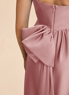 Azazie Kai Junior Vestido Rosa Polvorienta de Satén Elástico de Corte en A con Plisado image7