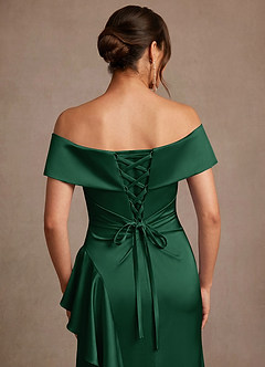 Azazie Kirsty Klänningar till brudens mor Klänning Tubklänning i Stretch Satin Off the shoulder Mörkgrön image6
