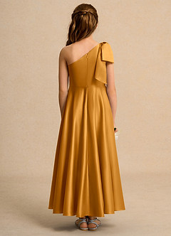 Azazie Guppy Junior Formal vestidos de niña de las flores Vestido de Caramelo de Satin Mate de Corte En A con Hombro unilateral image2