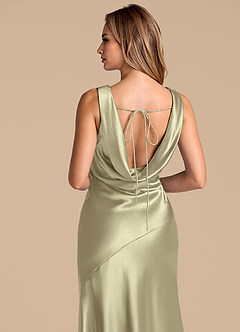 Azazie Rylina 신부 들러리 드레스 인어 메탈릭 새틴 바닥 길이 드레스 image2