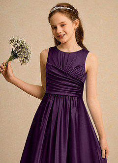 Azazie Ducky Girls Formal Abiti da Ragazza di Fiori Abito A-Line in Raso Elasticizzato Plissettato Uva image6