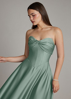 Azazie Meleena Vestidos de damas de honor Vestido de Salvia Plateada de Satén Elástico de Línea A con Sin tirantes image4
