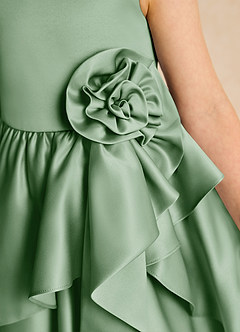 Azazie Hermia Blumenmädchenkleider A-Linie ärmellos Matte Satin Kleid Matcha image6