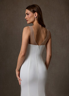 Azazie Naia Vestidos de novia Vestido de Blanco Diamante Nude de Satén con cara trasera de crepé de Corte Sirena image6