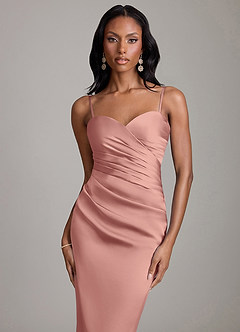 Azazie Sonora Vestidos de damas de honor Vestido de Rosetón de Satén Elástico de Corte Recto con Sin tirantes image3