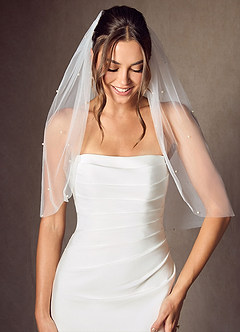 front Jenna Pearl Waist Length Veil