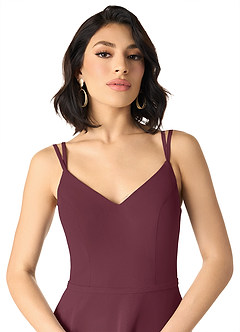 Azazie Janine Vestidos de damas de honor Vestido de Cabernet de Gasa de Corte en A con Cuello en V image3