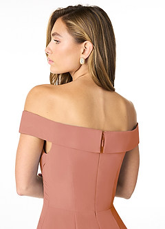 Azazie Lecia Jurken voor bruidsmeisjes Converteerbaar Jurk van Chiffon met rijk Off-the-shoulder geplooid Meer Gesneden image7