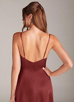 Azazie Sarella Robes de demoiselle d'honneur Robe Trapèze en Satin extensible Plissé Terracotta image5
