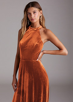 Azazie Larice Vestidos de damas de honor Vestido de Naranja Quemada de terciopelo de Corte en A con Con bolsillos image5