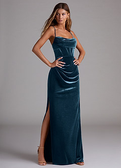 Azazie Mai Vestidos de damas de honor Vestido de Topacio Azul de terciopelo de Corte Recto con Escote de Corazón image3
