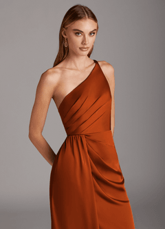 Azazie Mika Vestidos de damas de honor Vestido de Naranja Quemada de Satén Elástico de Corte Recto con Hombro unilateral image7