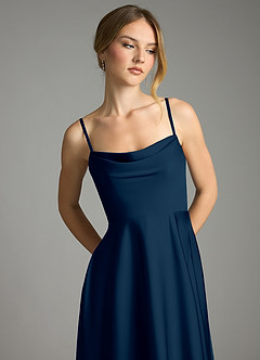 Azazie Elle Vestidos de damas de honor Vestido de Azul Marino Oscuro de Satén Elástico de Corte en A con Plisado image2