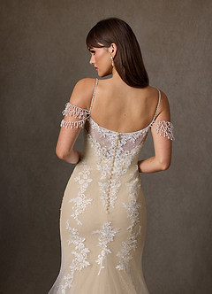 Azazie Saskia Vestidos de novia Vestido de Blanco Diamante Champán de Tul de Corte Sirena con Lentejuela image9