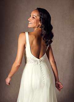 Azazie Ebony Abiti da Sposa Abito A-Line in Raso con Retro in Crepe Lustrini Crema image6