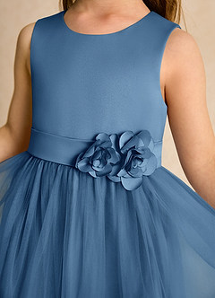 Azazie Miracle vestidos de niña de las flores Vestido de Crepúsculo de Satin Mate de Corte En A con Lazo image6