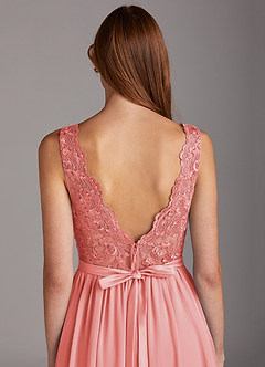 Azazie Elly Robes de demoiselle d'honneur Robe Trapèze en Mousseline de soie Encolure dégagée en dentelle Corail image4