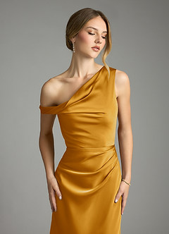 Azazie Emerson Robes de demoiselle d'honneur Robe Sirène en Satin extensible Épaule décolletée Caramel écossais image2