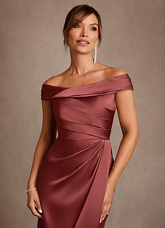 Azazie Bedford Mère de la mariée Robes Robe Fourreau en Satin extensible Plissé Terracotta image5