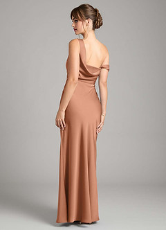 Azazie Madelyn Robes de demoiselle d'honneur Robe Sirène Convertible en Satin extensible Une épaule Bronze image2