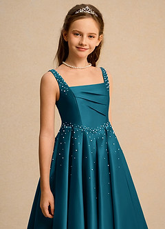 Azazie Mochi Girls Formal Robe Demoiselle D'honneur Fillette Robe Princesse en Mat Satiné Plissée Bleu Encre image7