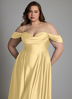 Azazie Loisa Robes de demoiselle d'honneur Robe Trapèze en Satin extensible Épaules dénudées Beurre image14