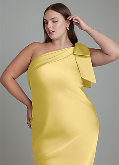 Azazie Yuanna Brautjungfernkleider Meerjungfrau-Linie One-Shoulder Stretch-Satin Kleid Kanarienvogel image10