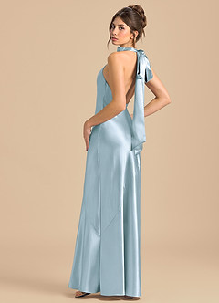 Azazie Velli 신부 들러리 드레스 쉬스 하이넥 메탈릭 새틴 바닥 길이 드레스 image1