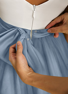 Azazie Sprout vestidos de niña de las flores Vestido de Azul Polvoriento de Tul de Corte En A con Lazo image5